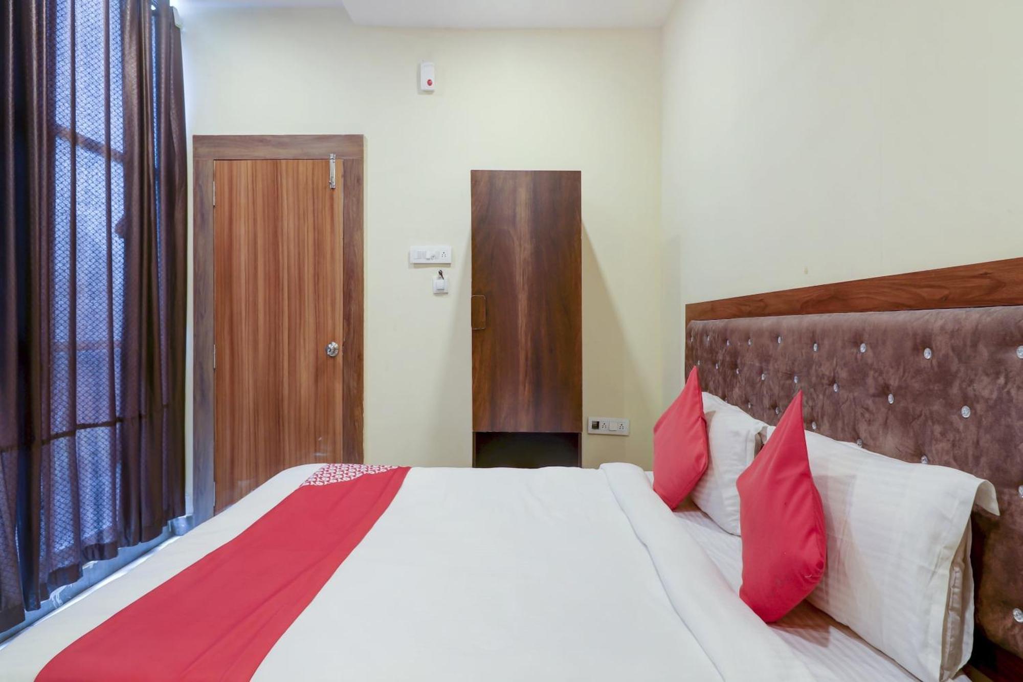 Hotel O Rsquare Elite Sururnagar Eksteriør billede