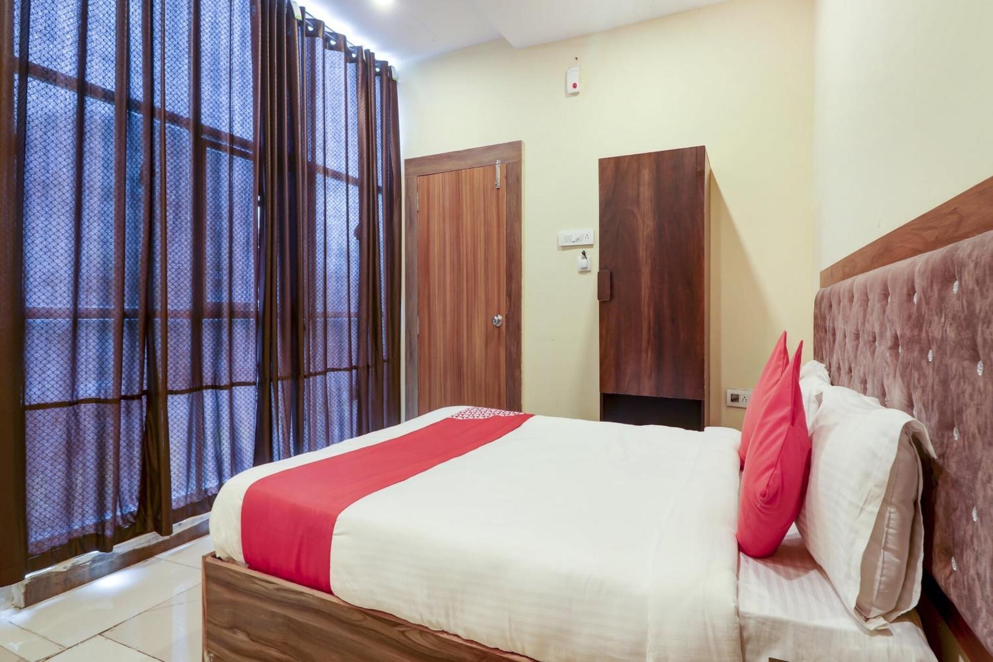 Hotel O Rsquare Elite Sururnagar Eksteriør billede