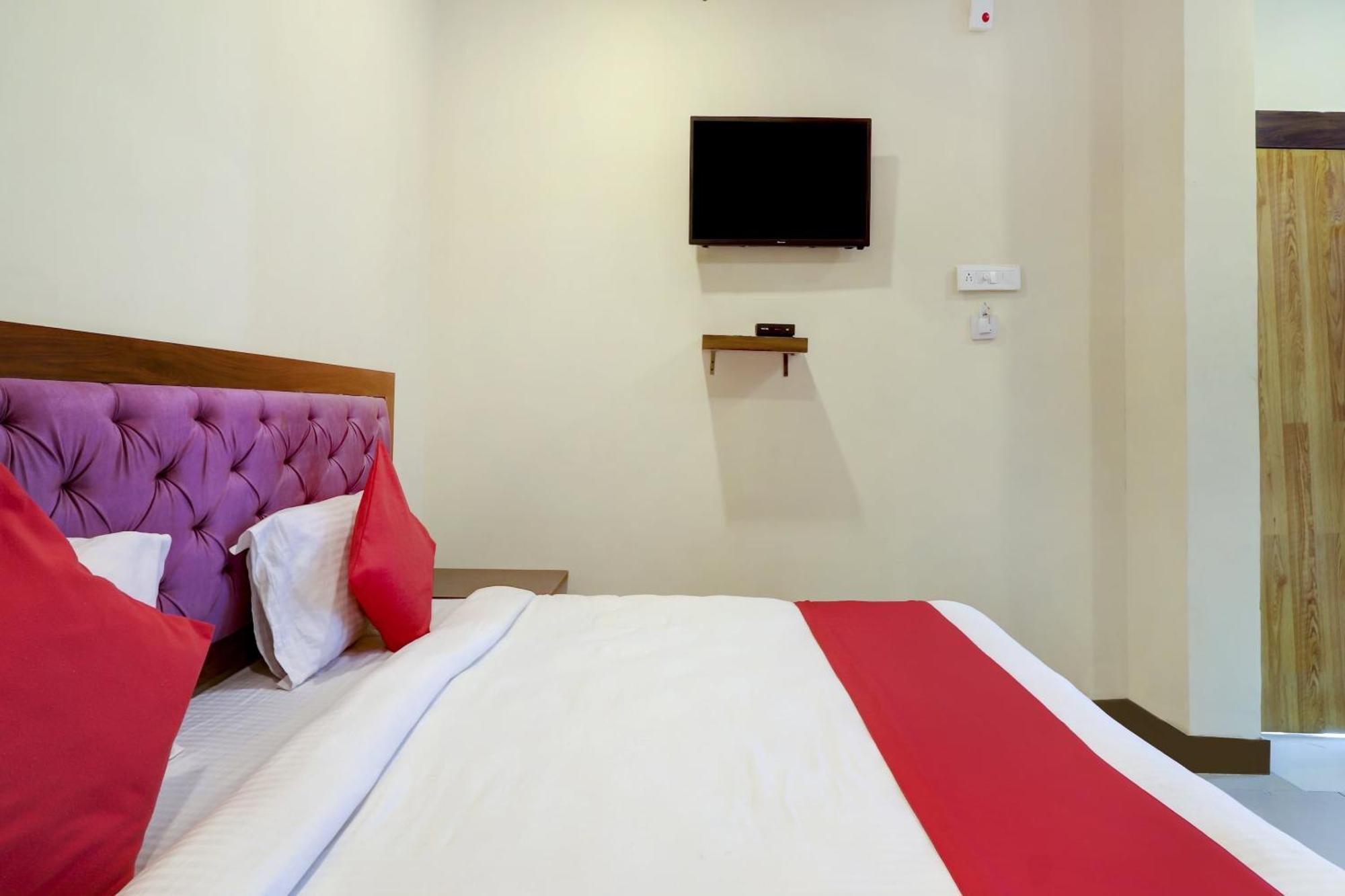 Hotel O Rsquare Elite Sururnagar Eksteriør billede