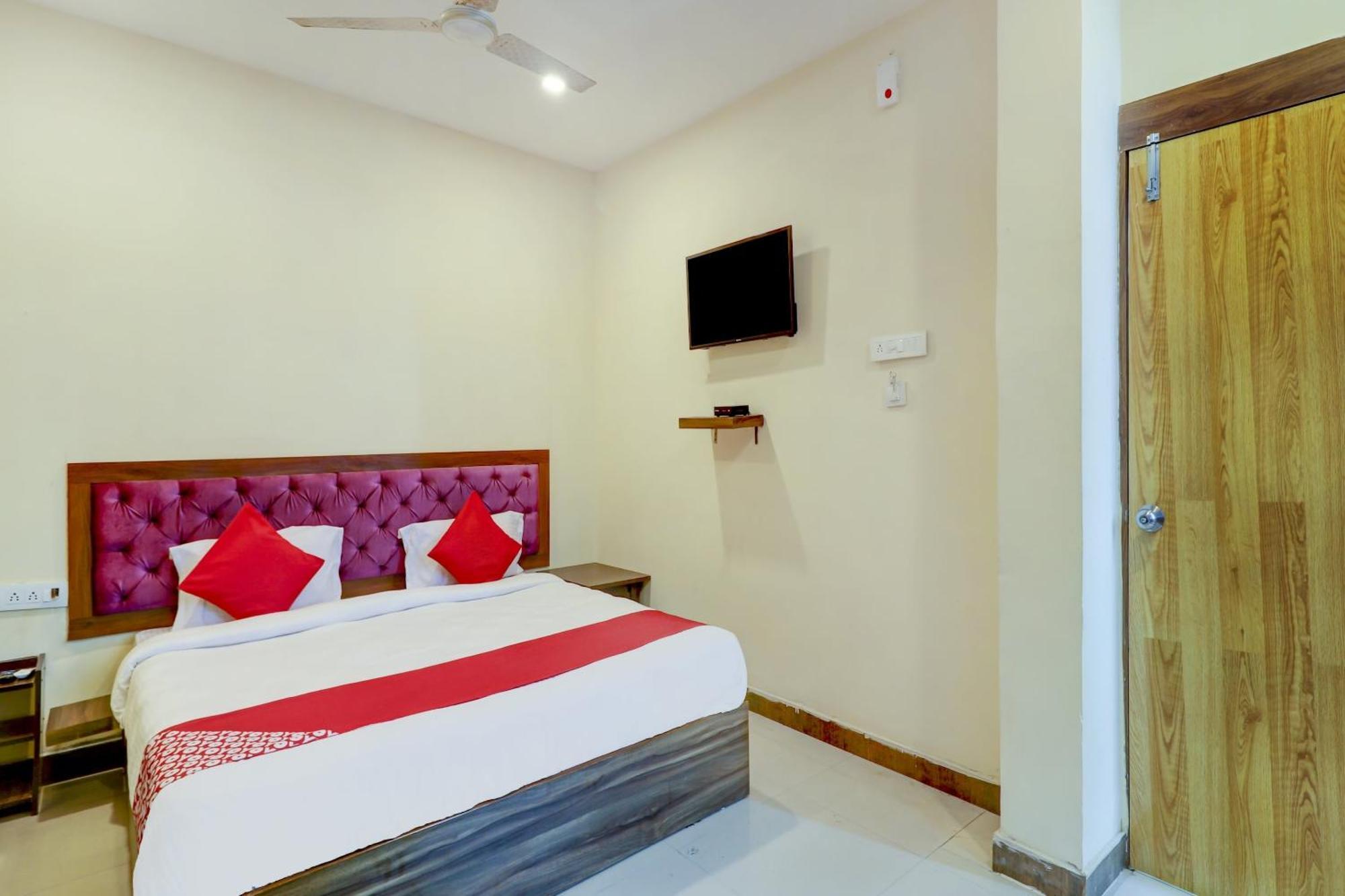 Hotel O Rsquare Elite Sururnagar Eksteriør billede